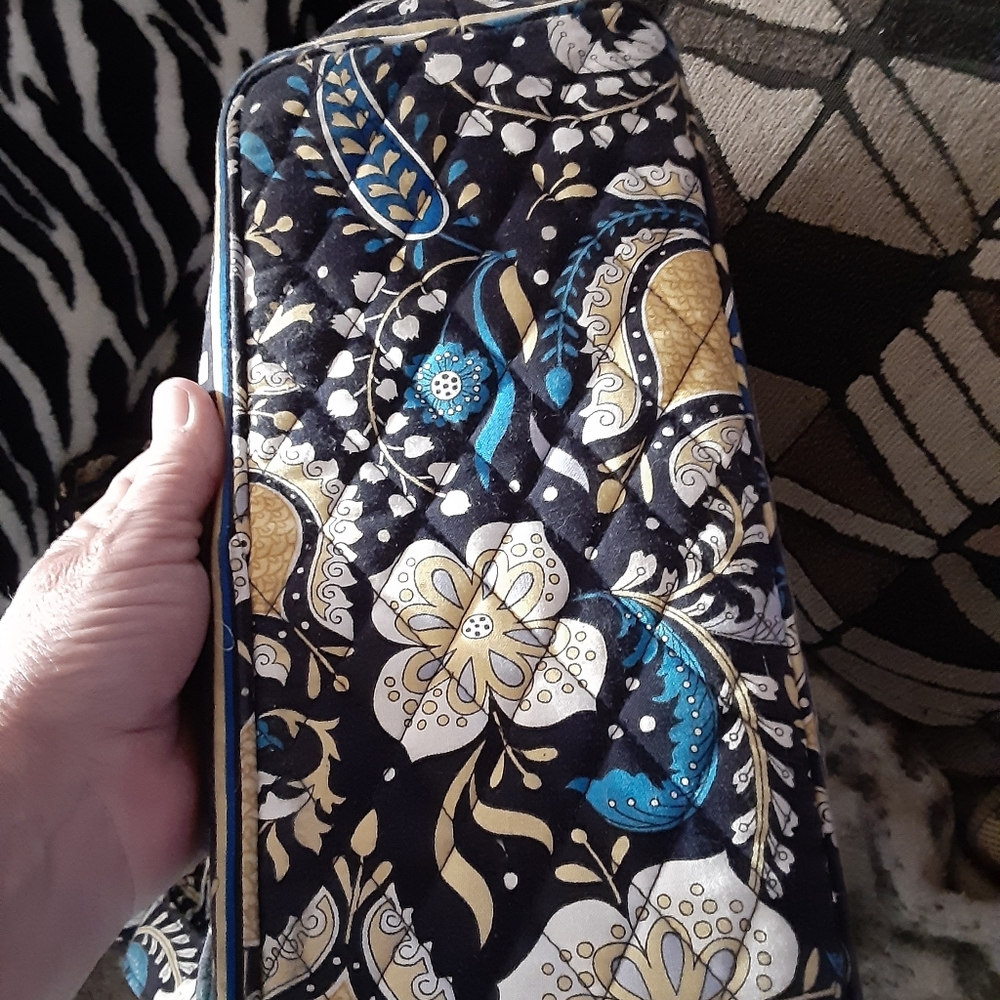 Vera Bradley Handbag - Picture 8 of 8